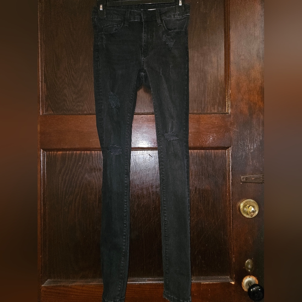 Zara Medium Rise Slim Fit Black Jeans - Size 2
